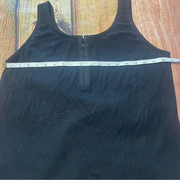 Torrid Women’s black tank top Size 3 NWT - Picture 6 of 8